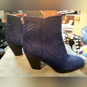 Modern Vice Blue Suede Boots